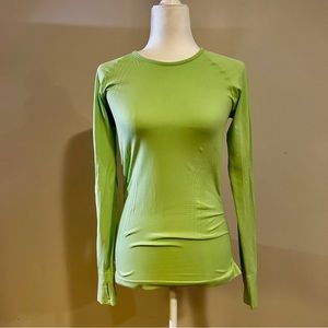 Athleta long sleeve running shirt